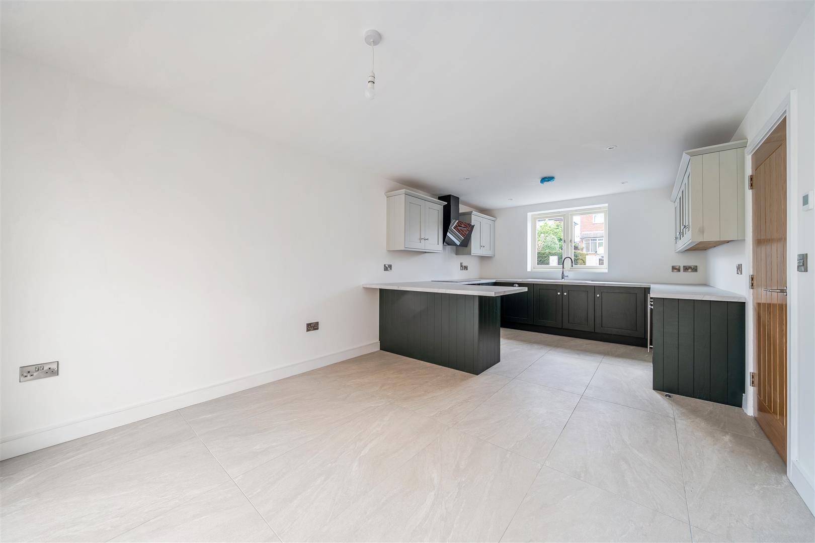 Property Image 03d6b370-022c-4690-87a9-12f313aec98d