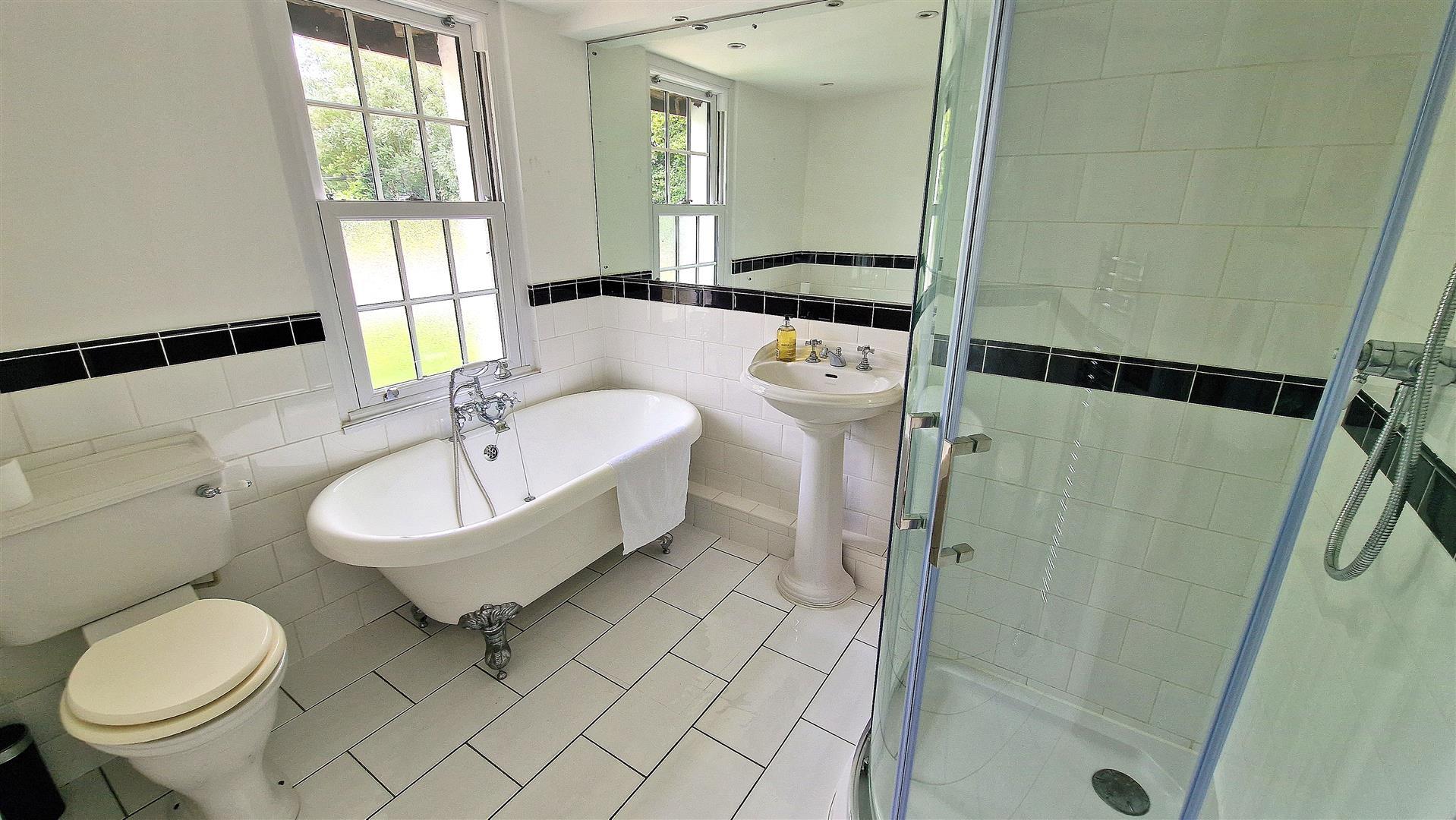 Property Image 03e5c986-d711-4a4c-b47f-9476a9ccf354