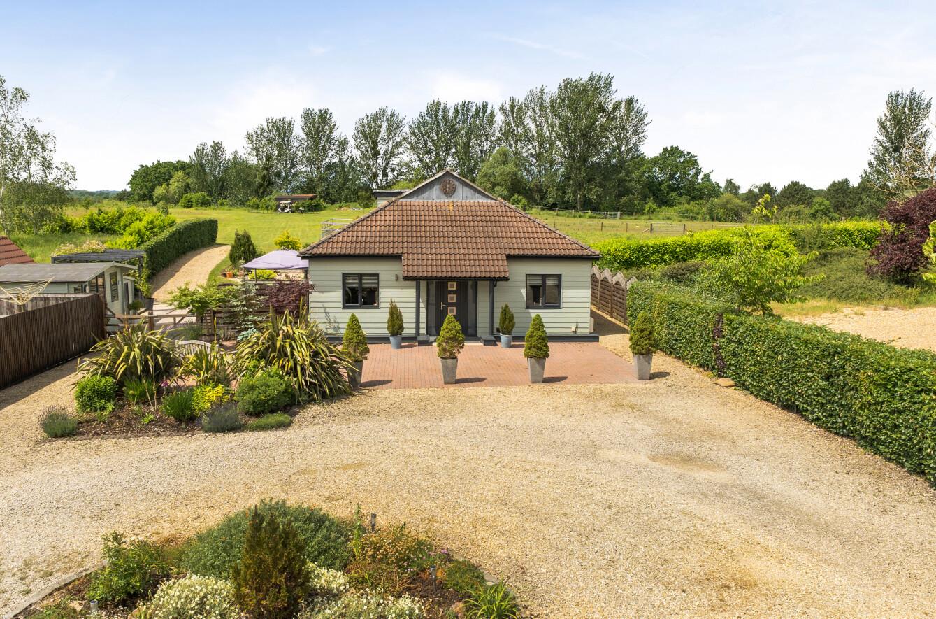Property Image 03e702ca-d3e8-4c65-99f9-7f51061dd72f