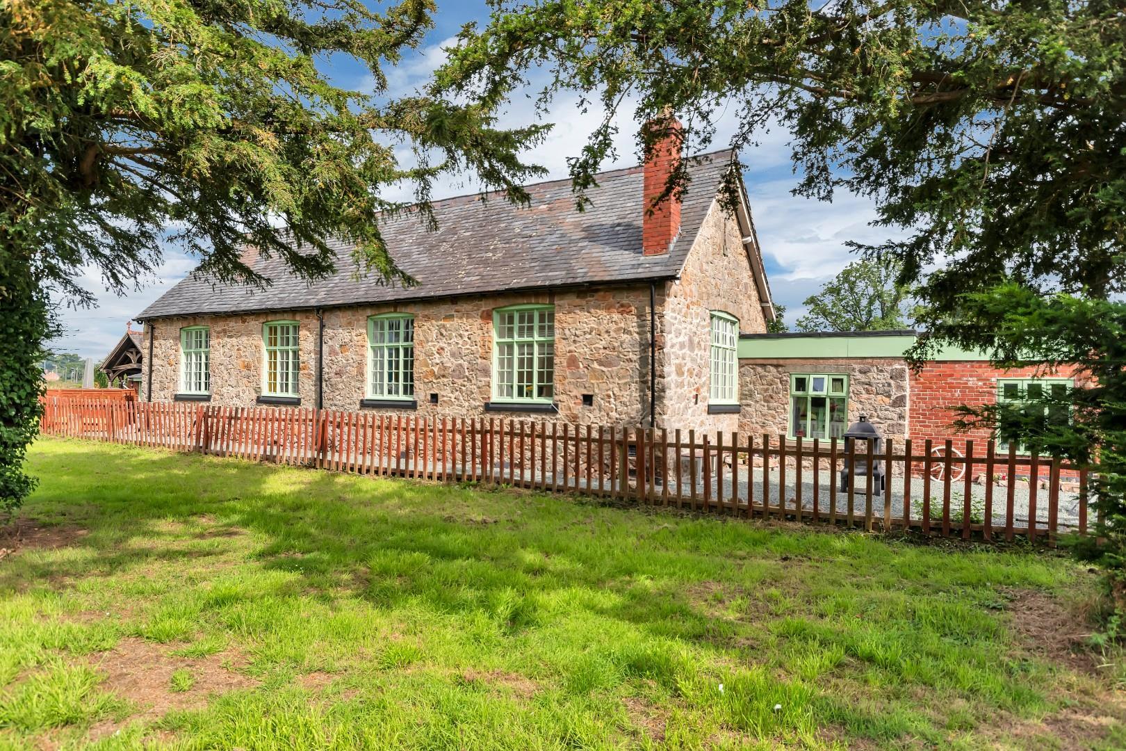 Property Image 03e86b0d-213c-40cf-bcfd-0da5ba5bbe3b