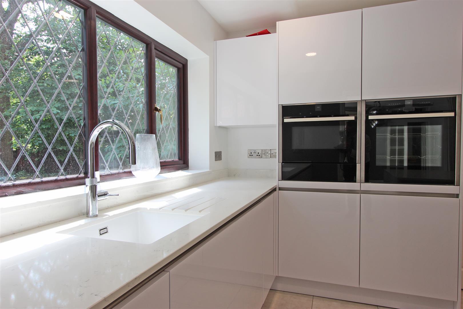 Property Image 03f02e52-7385-4ba4-9158-d4669ffe50ee