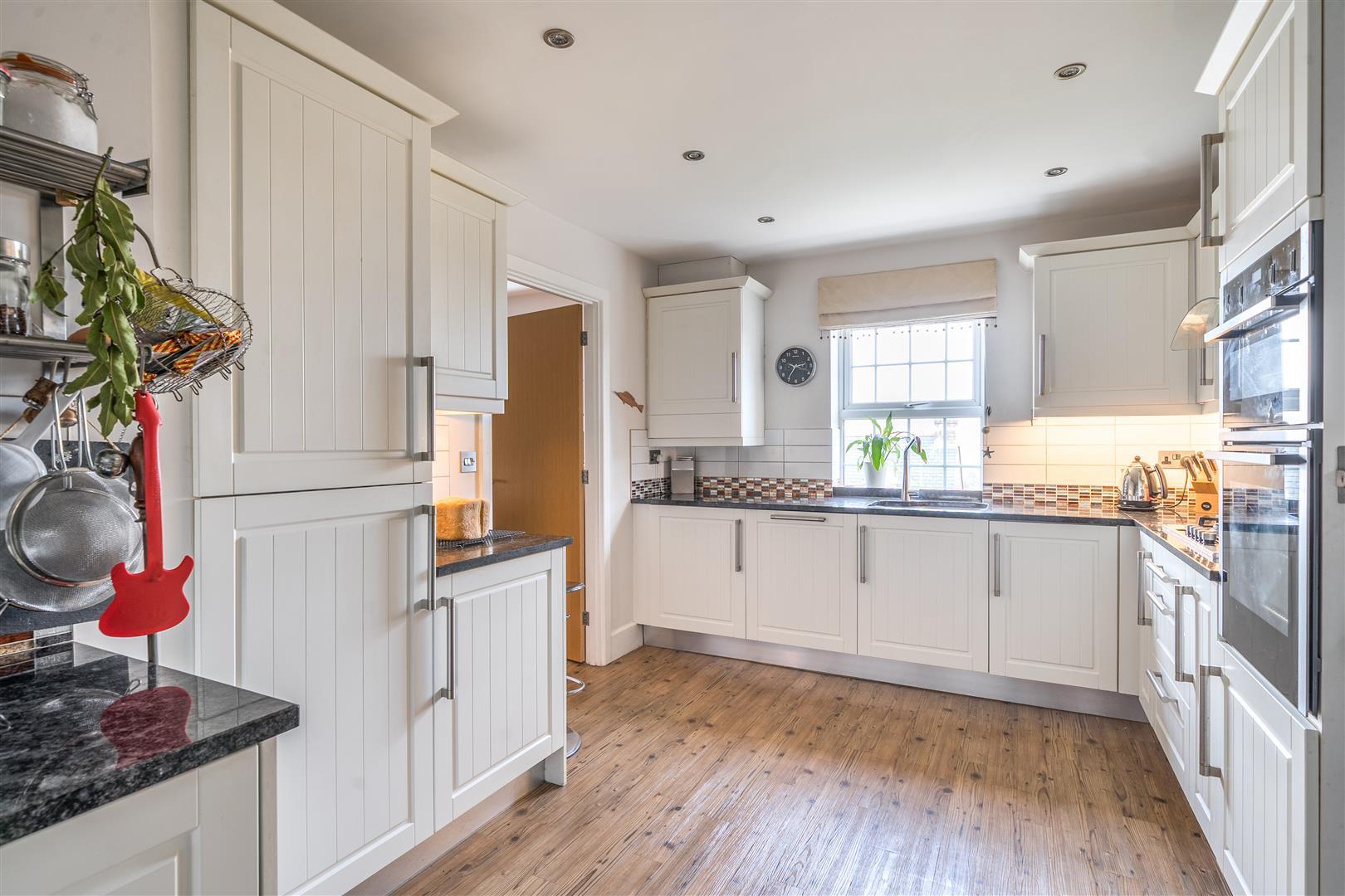 Property Image 03f6ffb2-250b-47e8-8bc6-b83ecae5207a