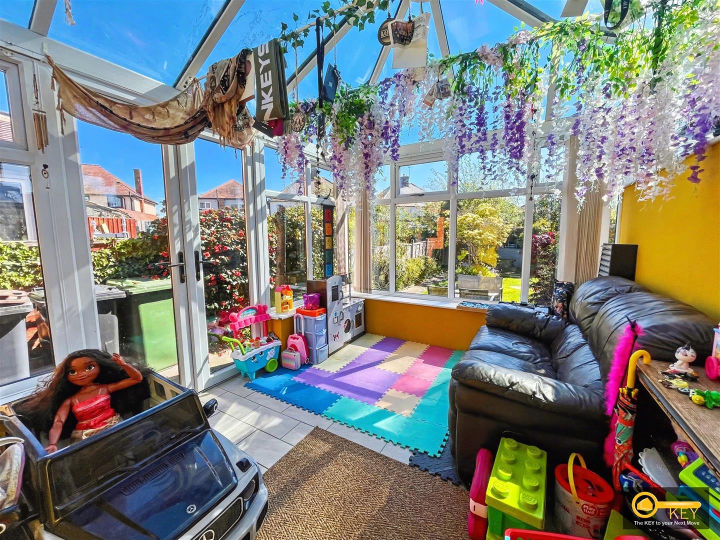 Property Image 03ff49af-00dd-450f-9eb0-fa10befb7331