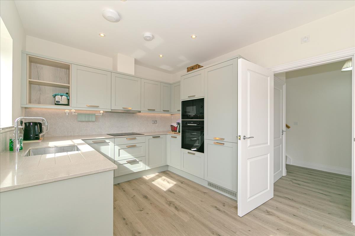 Property Image 04007048-9113-4521-b043-9b083b5d1605
