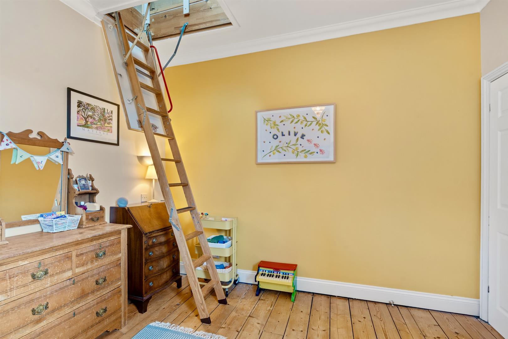 Property Image 040aa3af-f1b7-46f9-b000-f62c22f38bf3