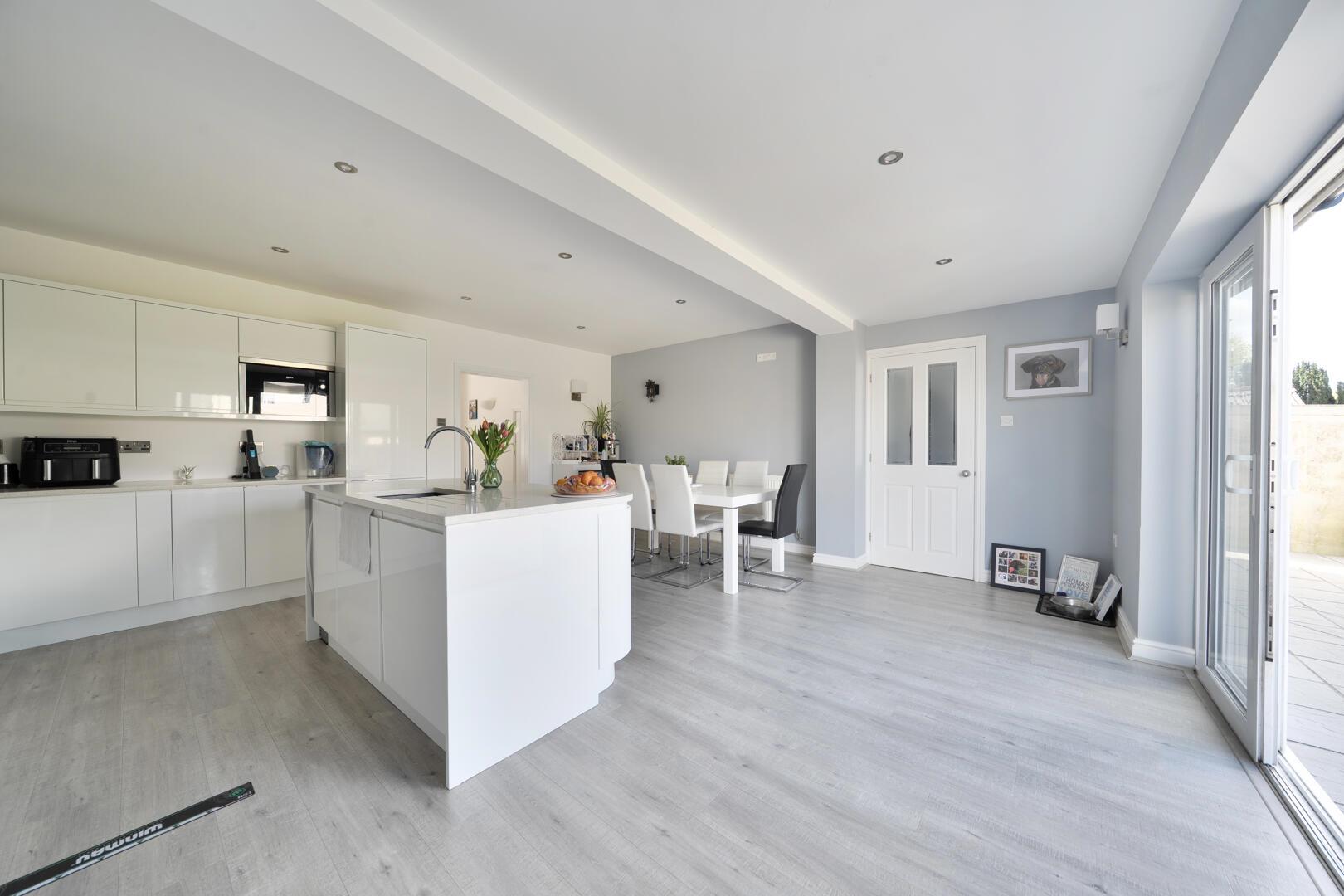 Property Image 040e3ff5-eda4-40bf-b92a-498657f6be09