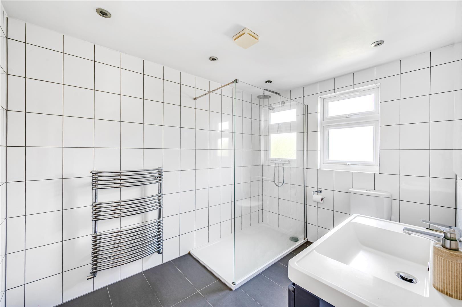 Property Image 041362fd-e0e3-42f5-9621-a058027f491f