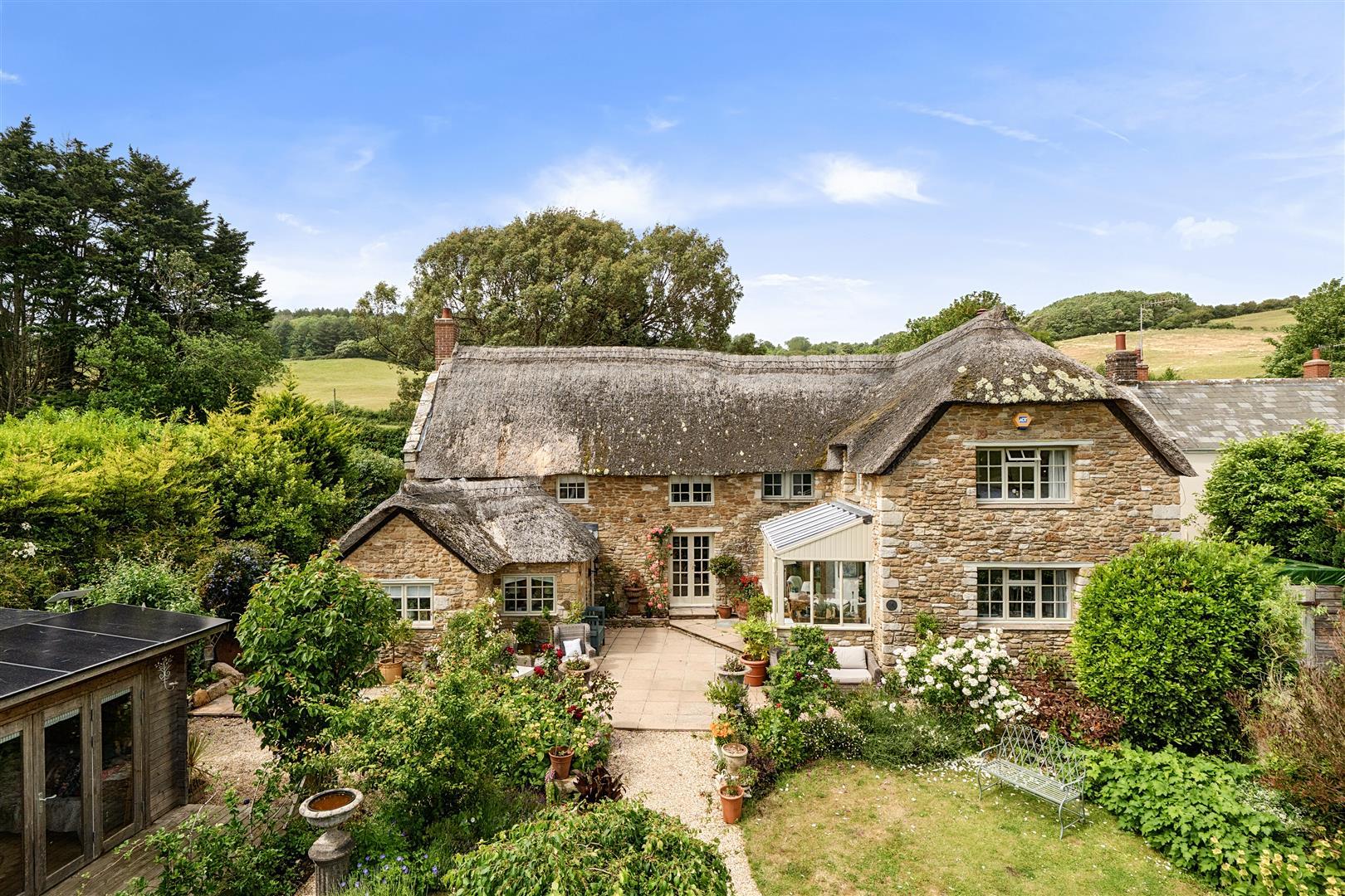 Property Image 042a18c2-1f48-4bd4-bd39-6b1805bb289d