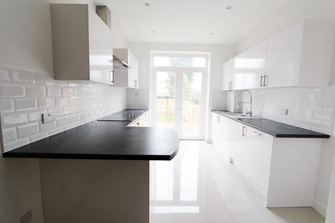 Property Image 042c7900-3794-4f04-844e-566cf38f050d