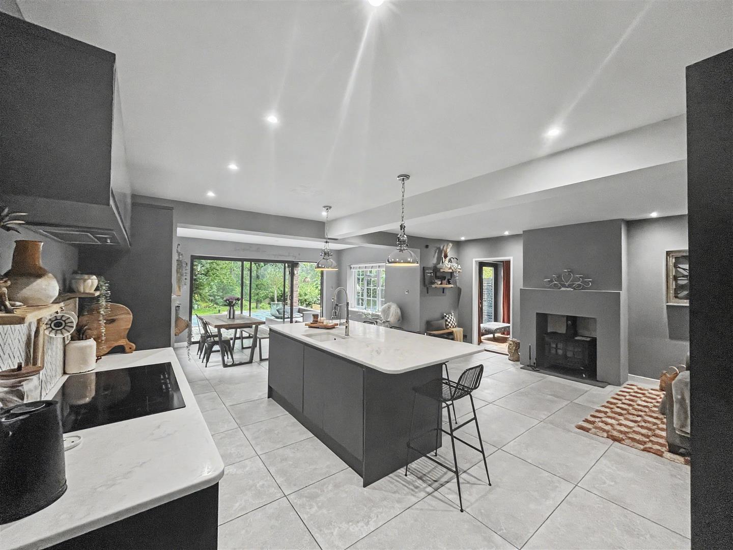 Property Image 042cb959-d757-4d45-abb8-82cbed56bb51