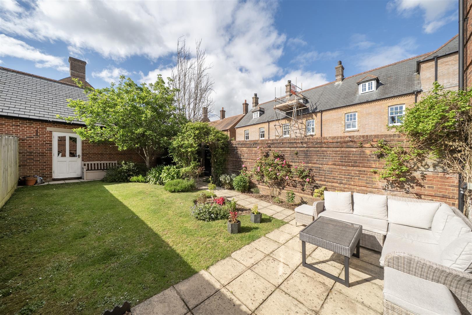 Property Image 04327fbd-dbbe-45d0-864c-acdcbb4000d8