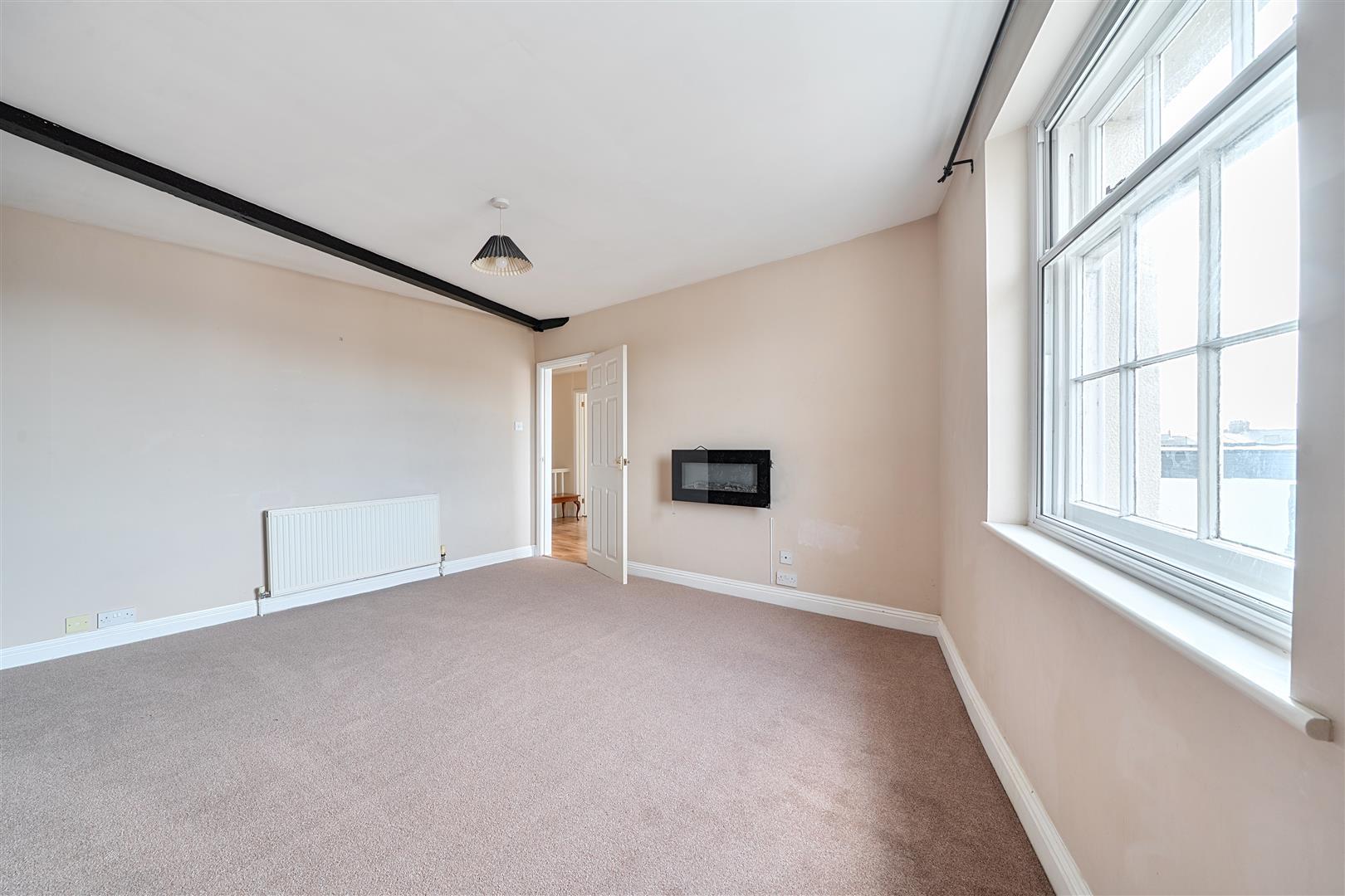 Property Image 04380f1a-7bbf-4ac3-ba06-cbfceb2070a0