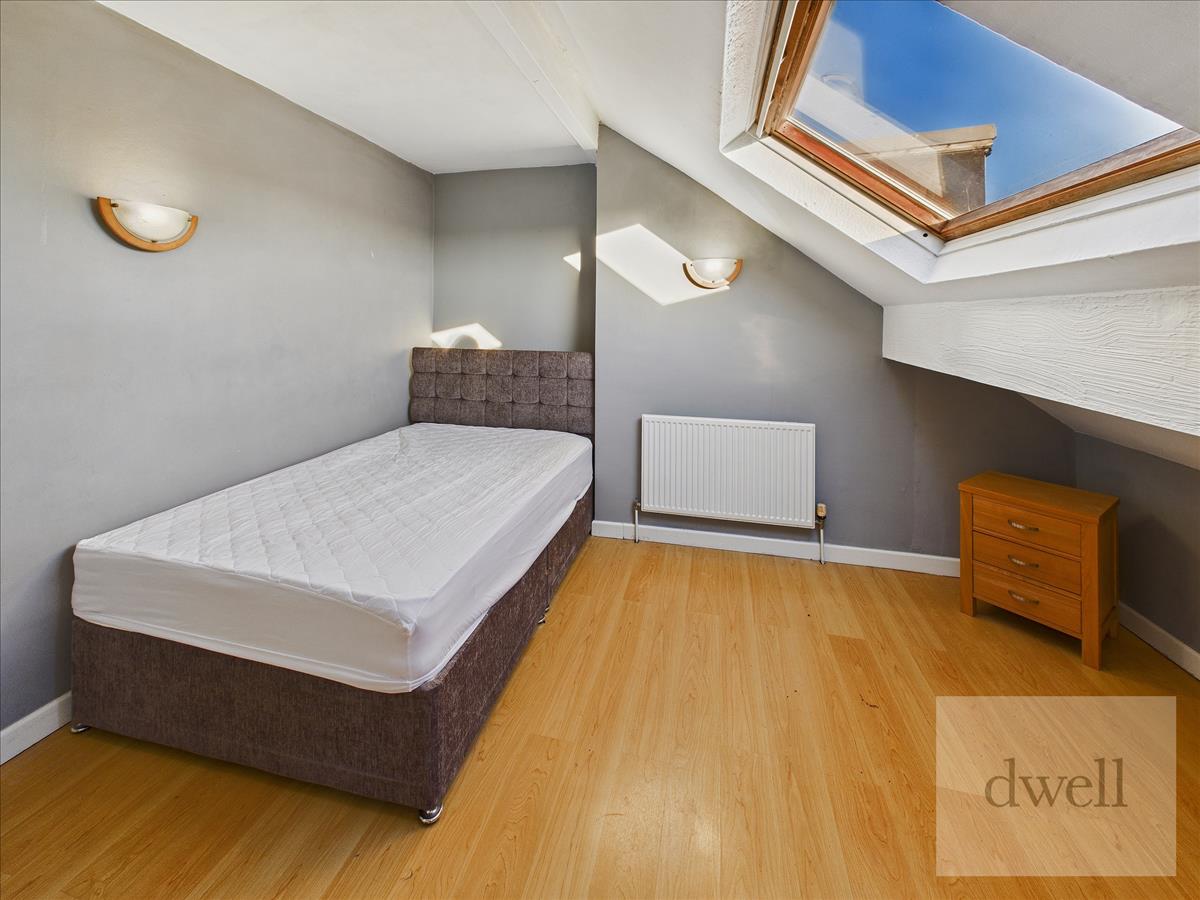 Property Image 043c8ddf-c3c0-45cf-90c6-3e2165c66168
