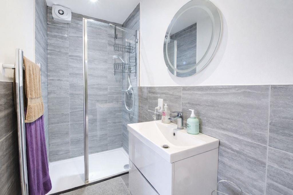 Property Image 043e938e-8435-452e-b4bf-2363af77485a