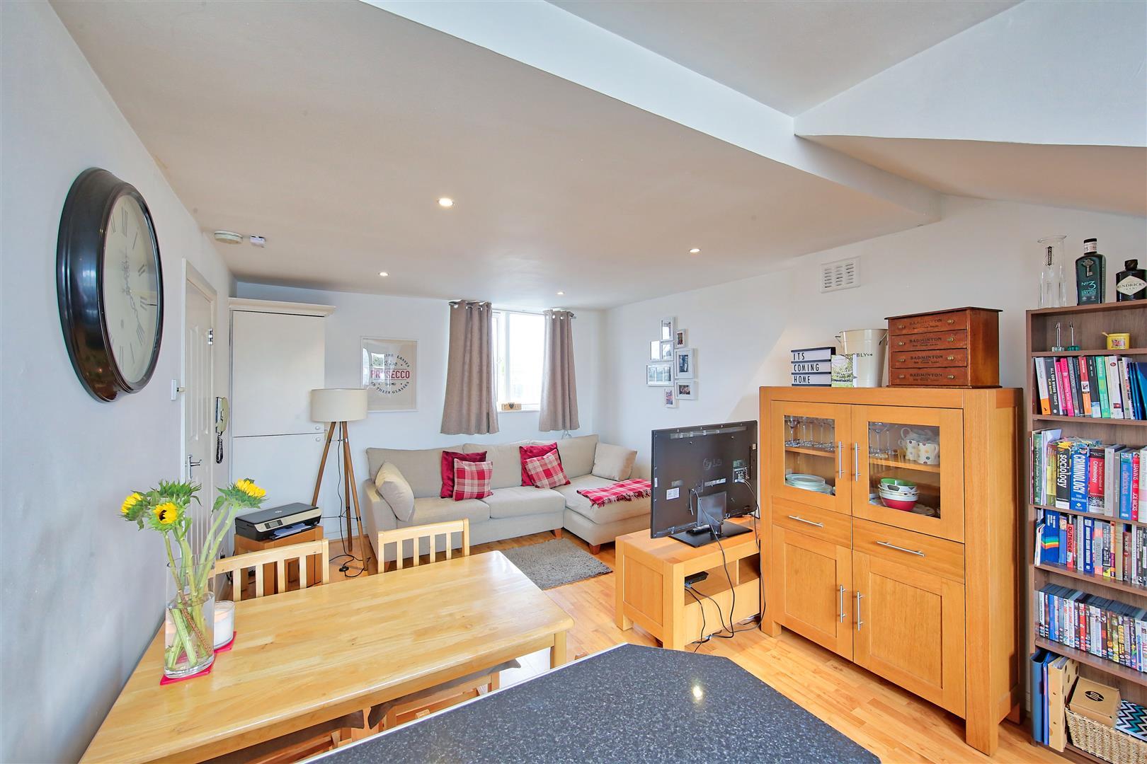Property Image 04442bd2-b606-4aff-a9b8-e8631271afbb