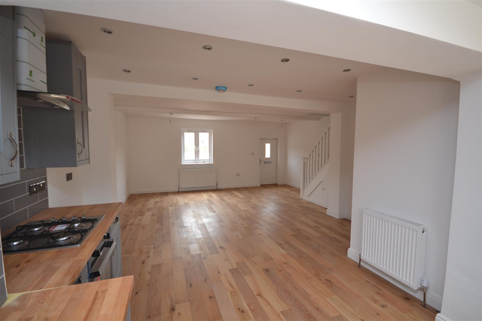 Property Image 0448eea6-7859-4fa4-a707-3c5f4334af0c