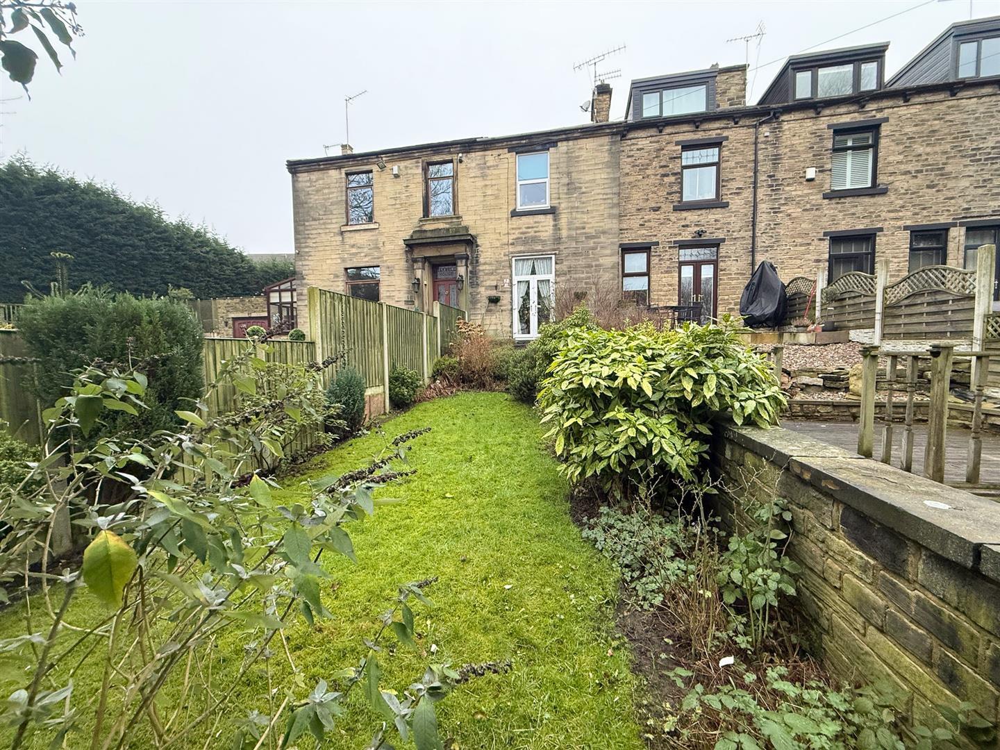 Property Image 044a43de-5b40-454e-b42c-463fd4a9d70e