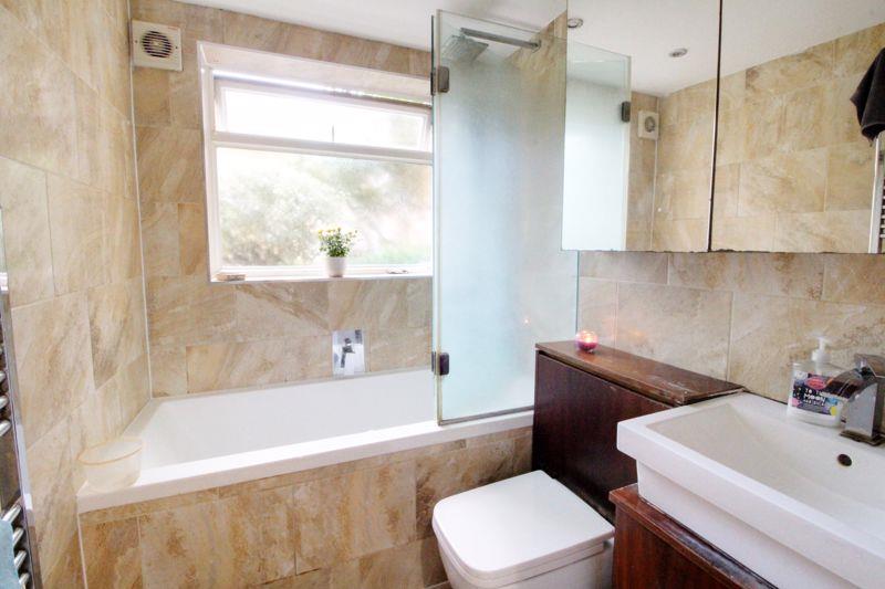 Property Image 044b1ba9-bb01-4470-842e-3db8f807b28f