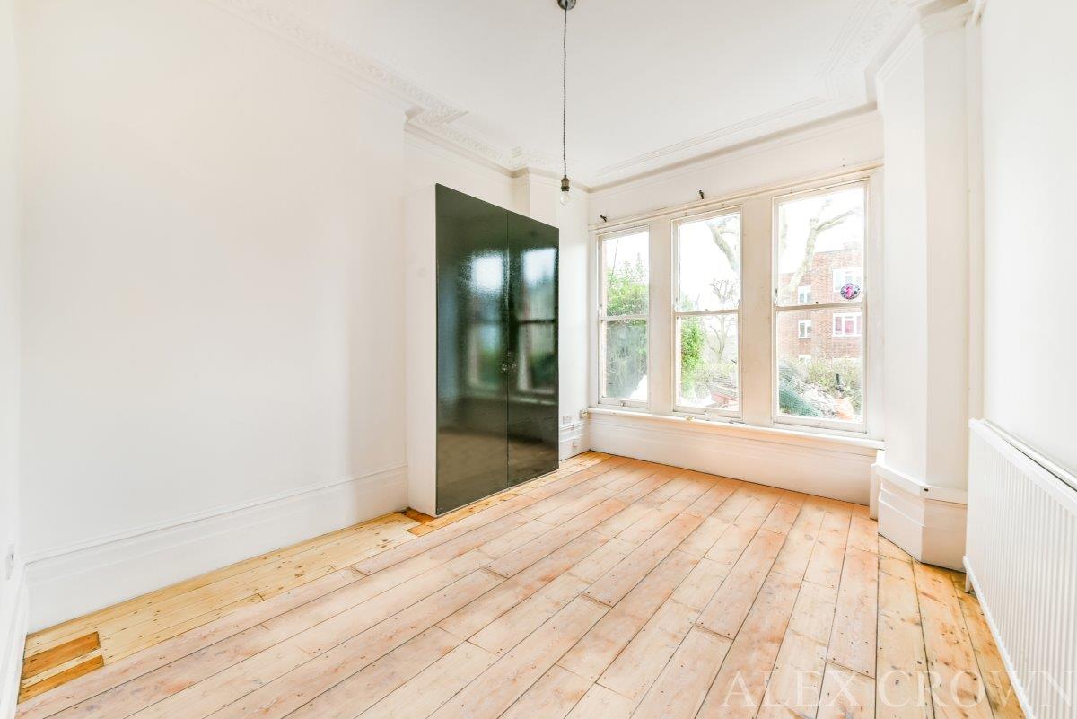 Property Image 044be692-4d3d-4fb4-9d27-e0a40f19f298