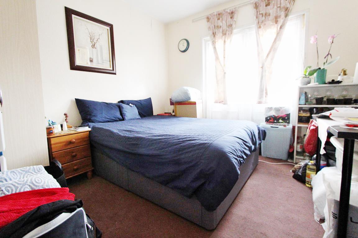 Property Image 0456c44b-e934-4654-a45d-a53cd7b6d40f