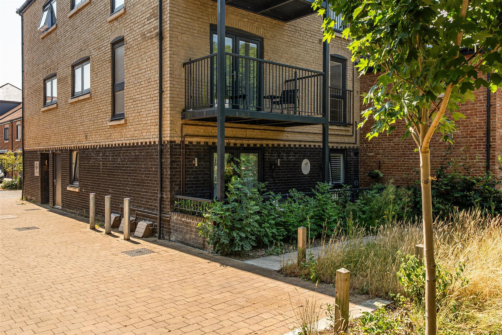 Property Image 045c3d12-ce62-400a-831d-ea8ec6393991