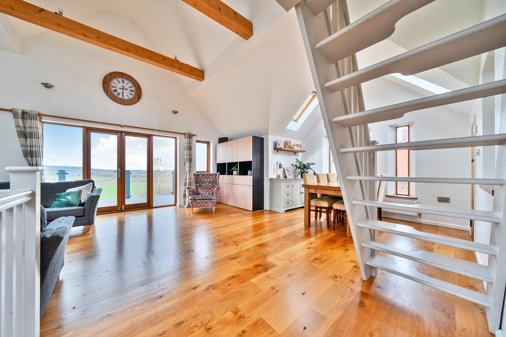 Property Image 045c87d4-a787-453d-858d-62c86976205b