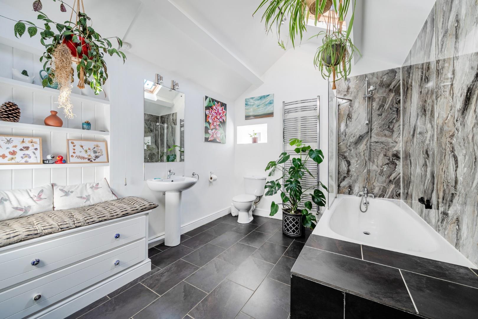 Property Image 0464a729-0ea6-4a7a-a105-4e91a24a3611