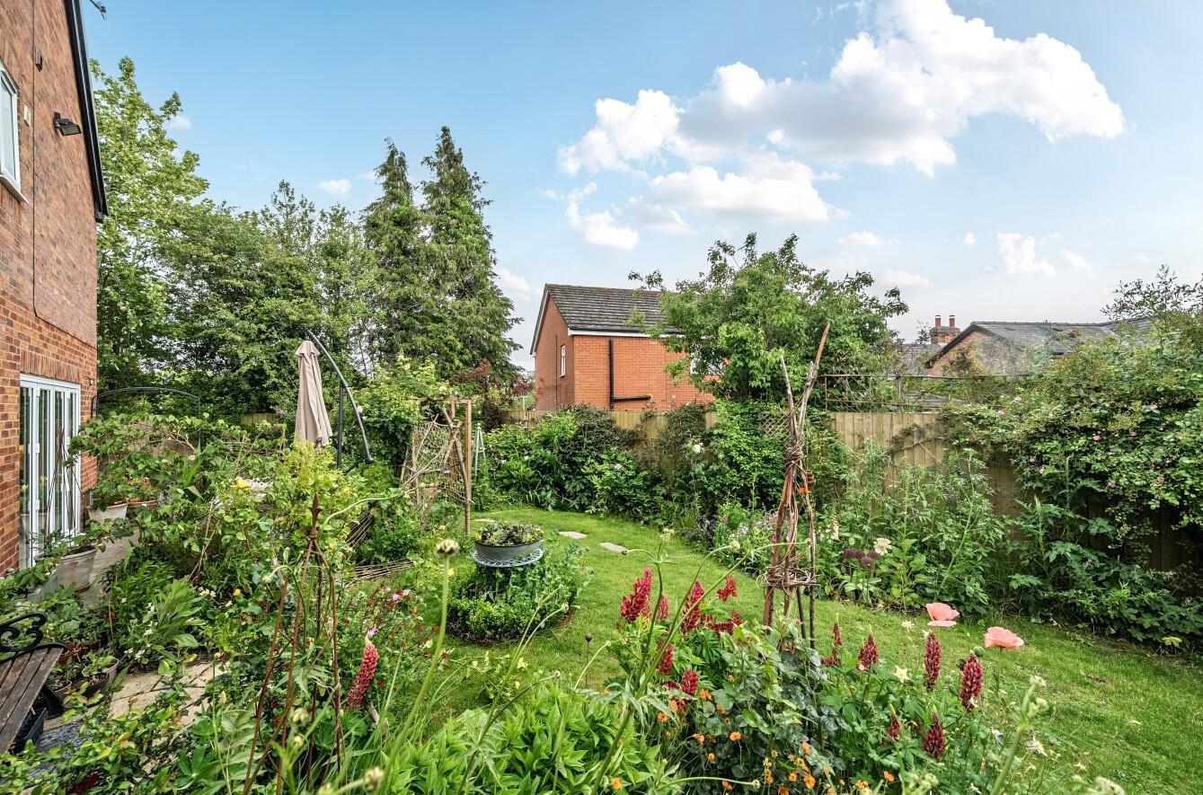 Property Image 0471b6d1-ff48-4d72-bed6-61c104e9ad68