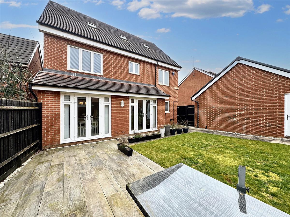 Property Image04752218-2cd1-4fe5-9cd3-3f8eed33aa10