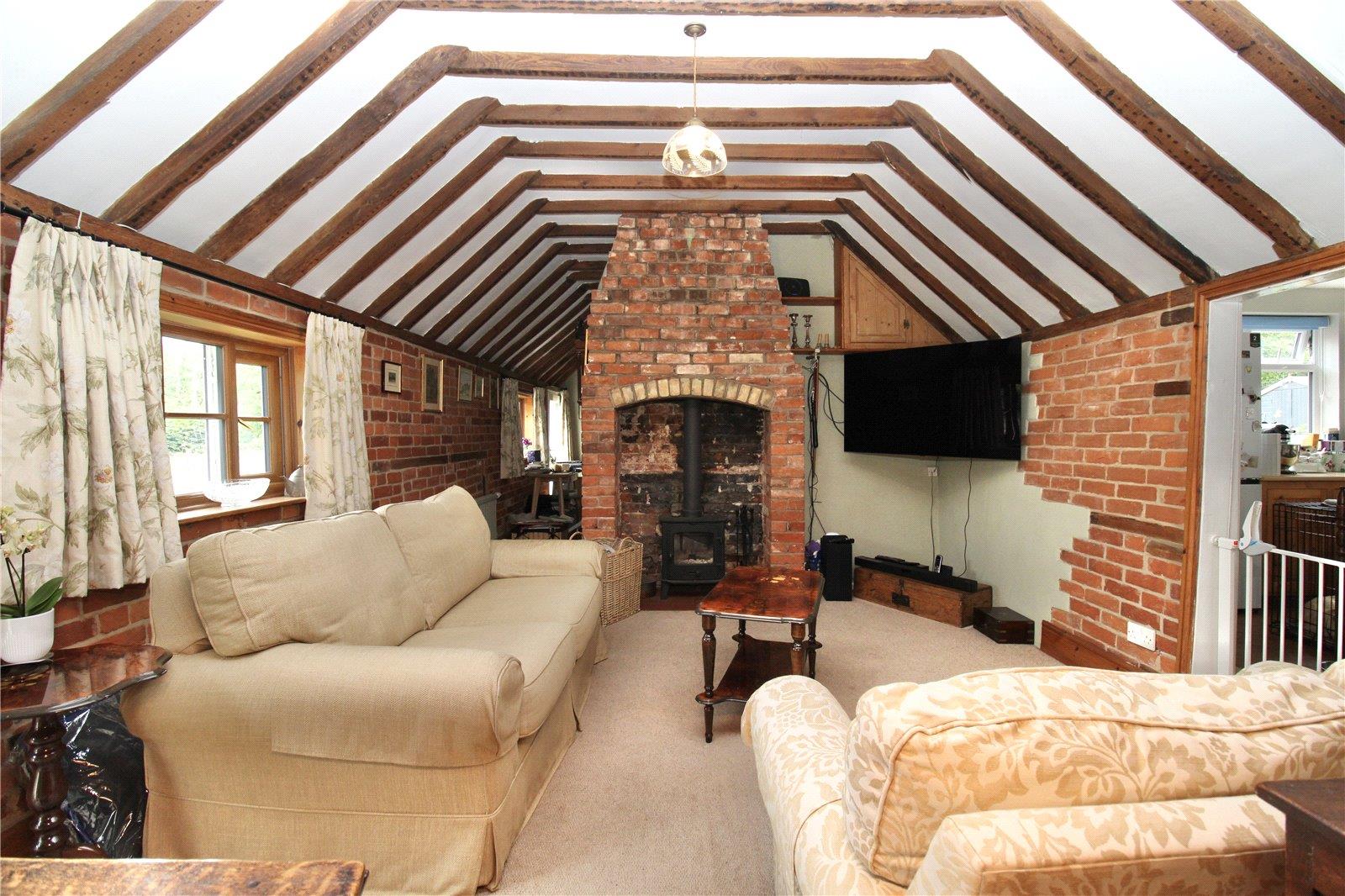 Property Image 047650ff-1b95-4a3f-8eab-d40a4fa083b7