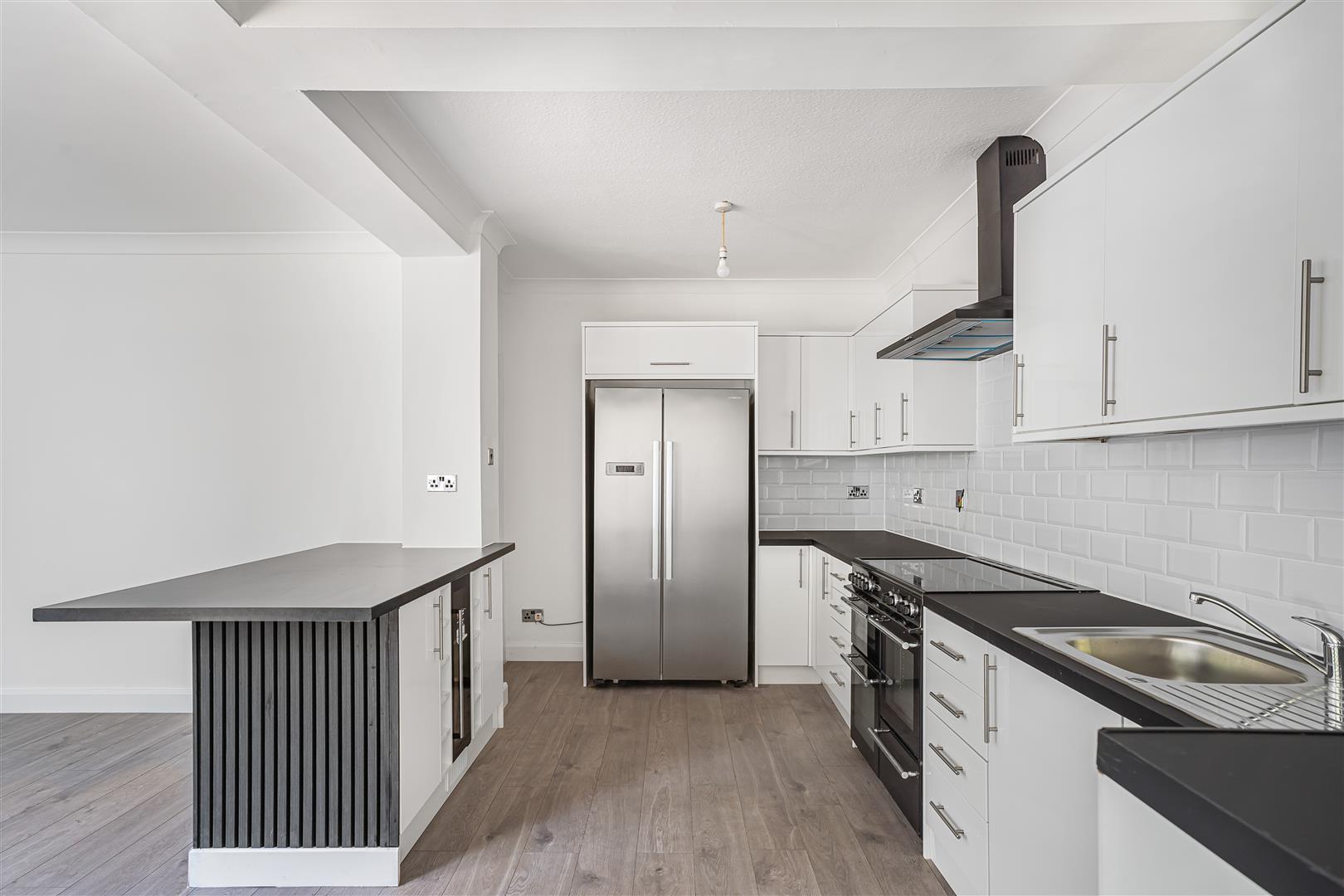 Property Image 047a280f-b921-43be-990a-fbb135379879