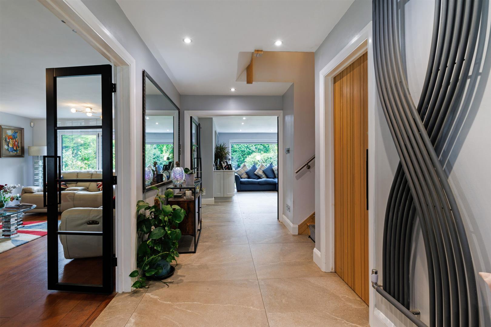 Property Image 047d8cc1-ba41-49ad-bedd-ad534ed35e05
