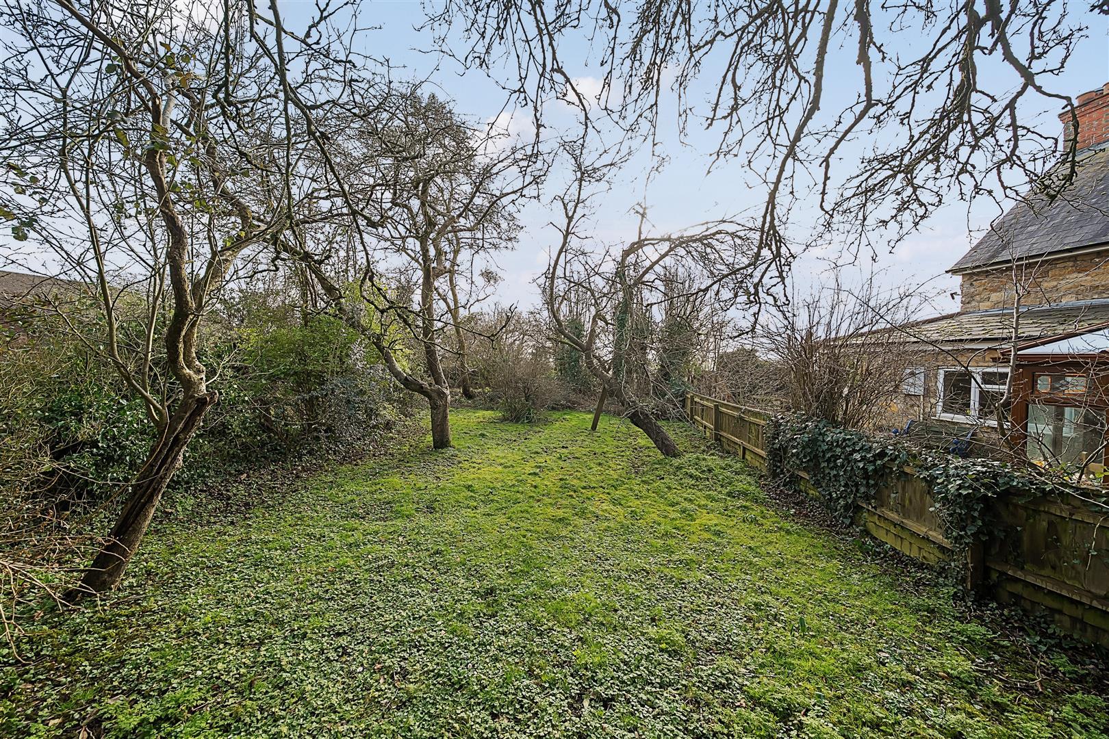 Property Image 047da63f-9993-488d-833b-df49b715f2b5