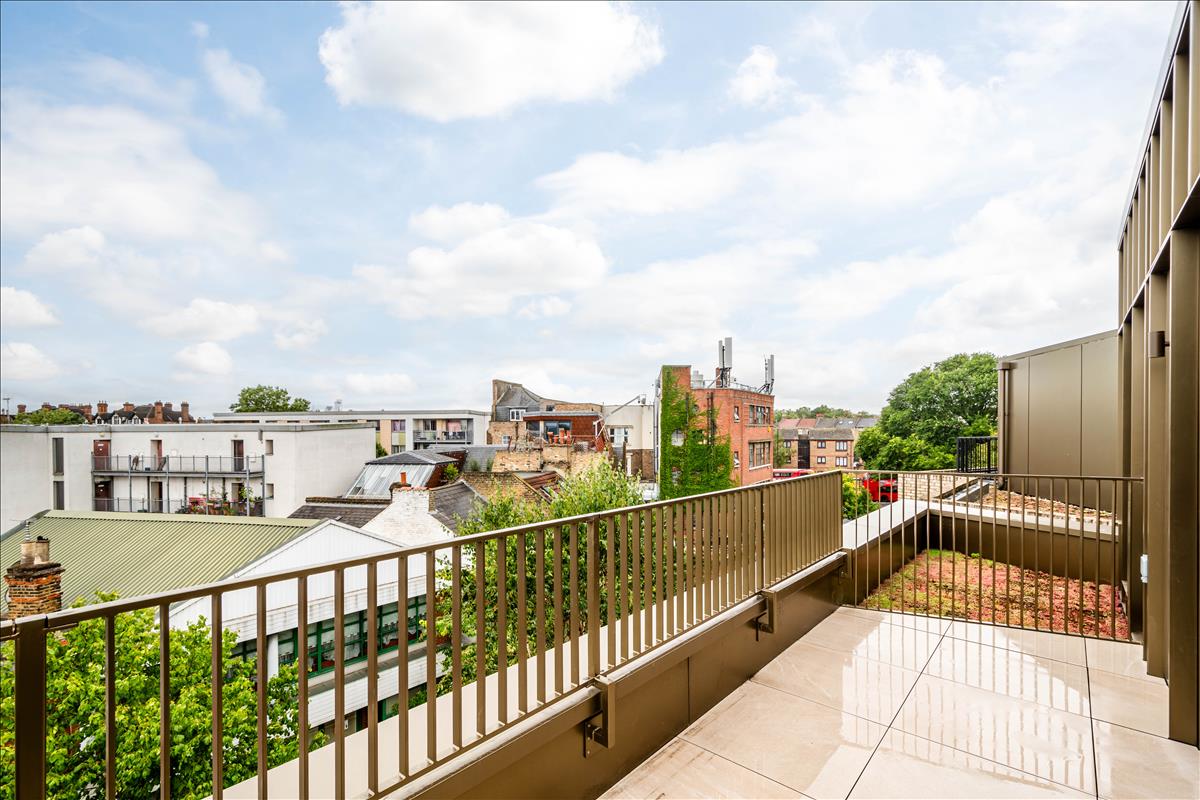 2-bedroom penthouse apartment for sale, Clapton, E5