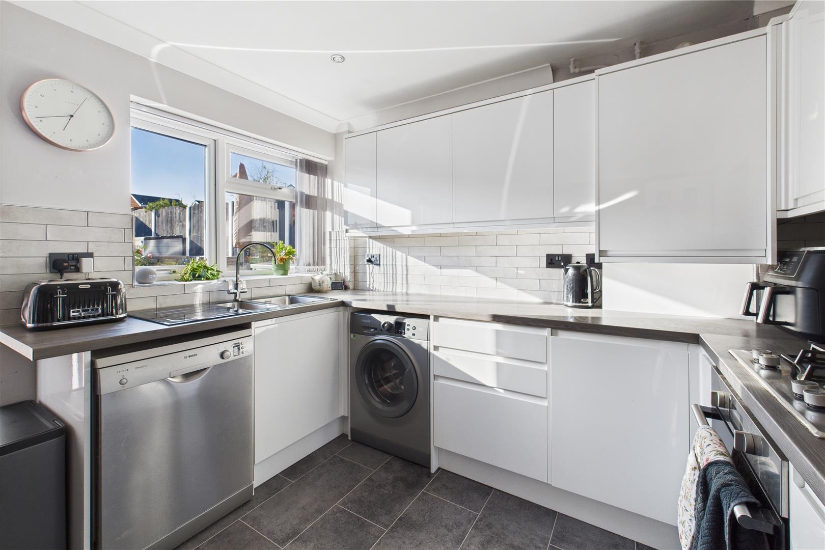 Property Image 048063fb-c3f6-4ed9-a8fa-5192eaa36e0e