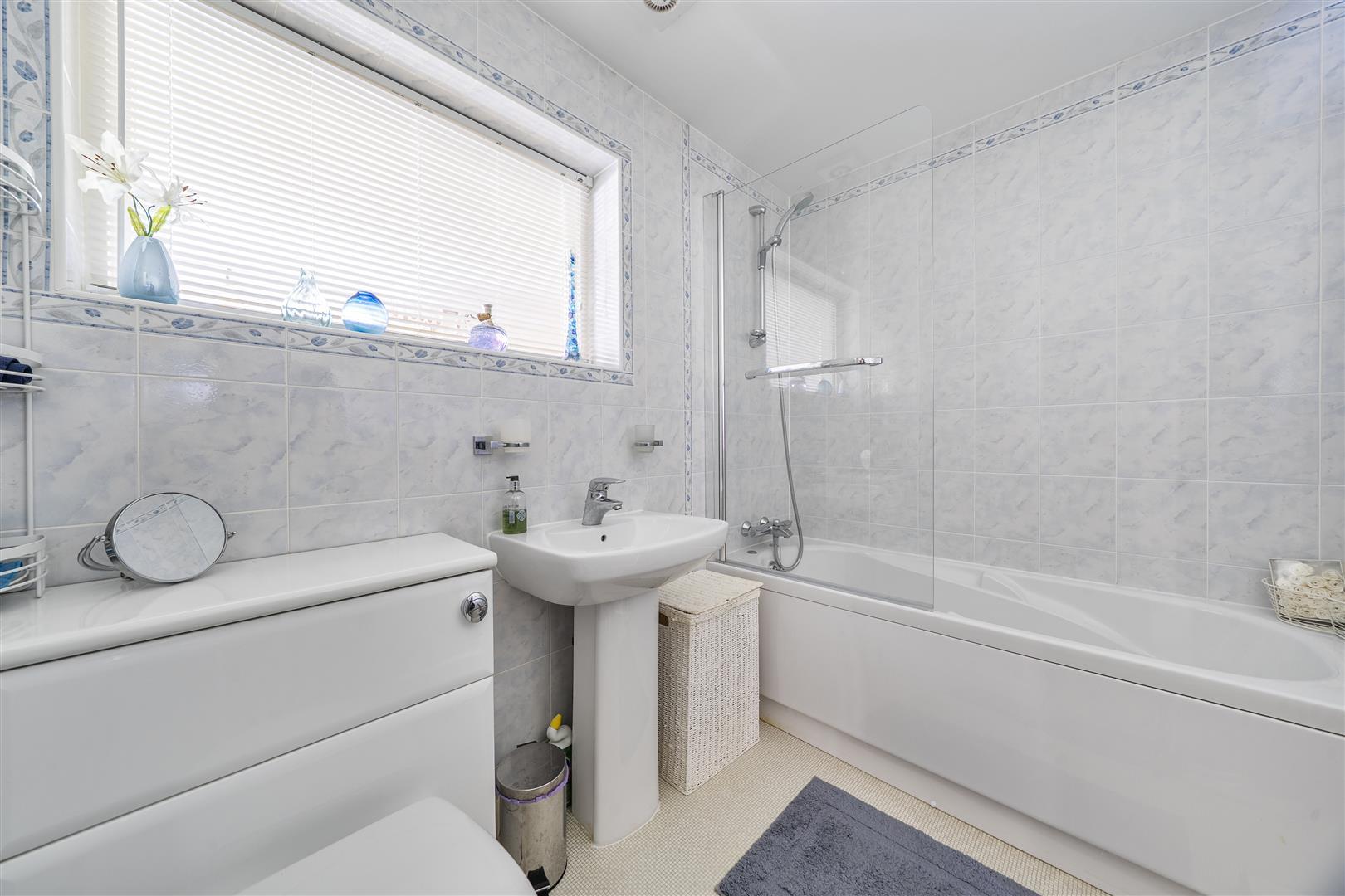 Property Image 0480cf48-ed73-49fc-985d-06d8c4b457ad