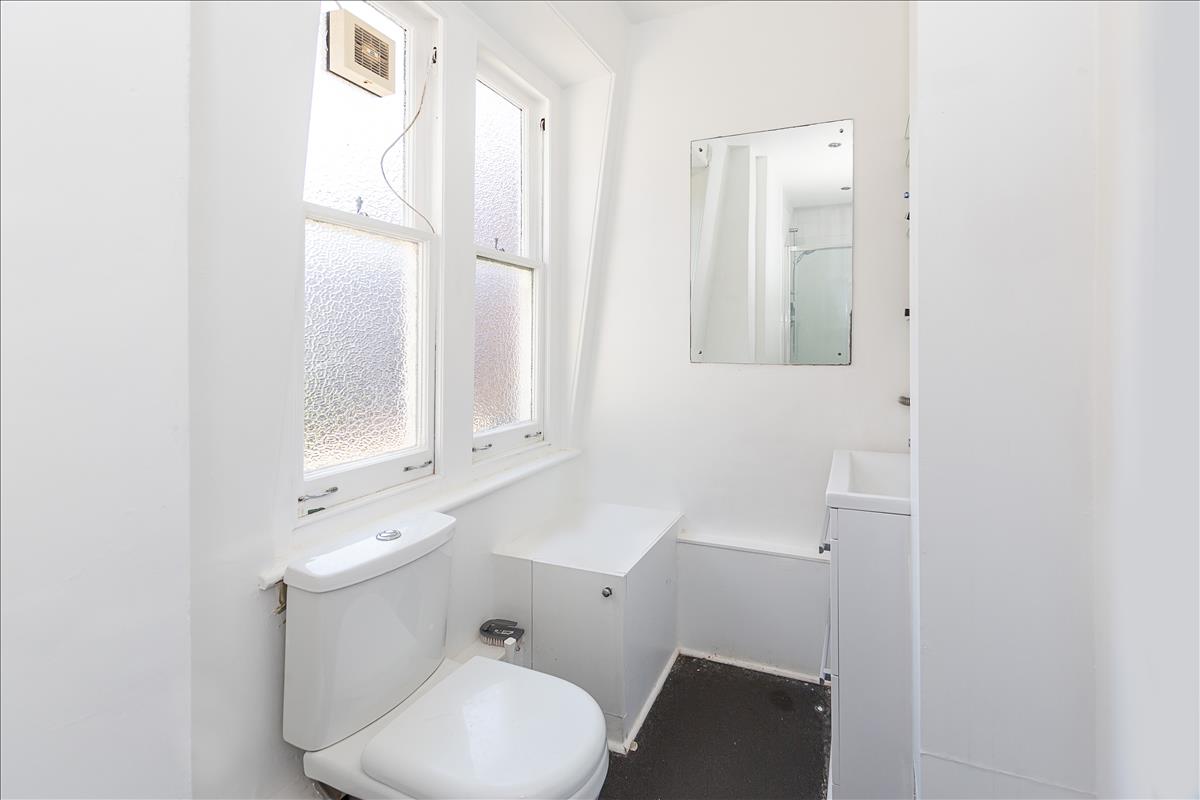 Property Image 0481e59f-3b39-4467-b2e6-fe1a14f05d2f
