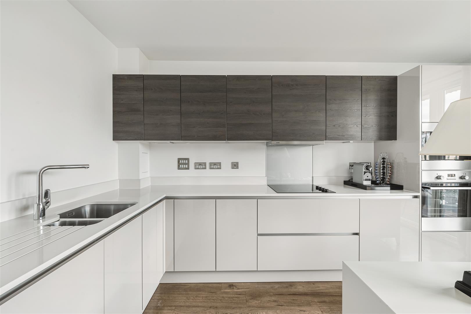 Property Image 048cd4ce-44e5-4172-95d0-563acea304dd