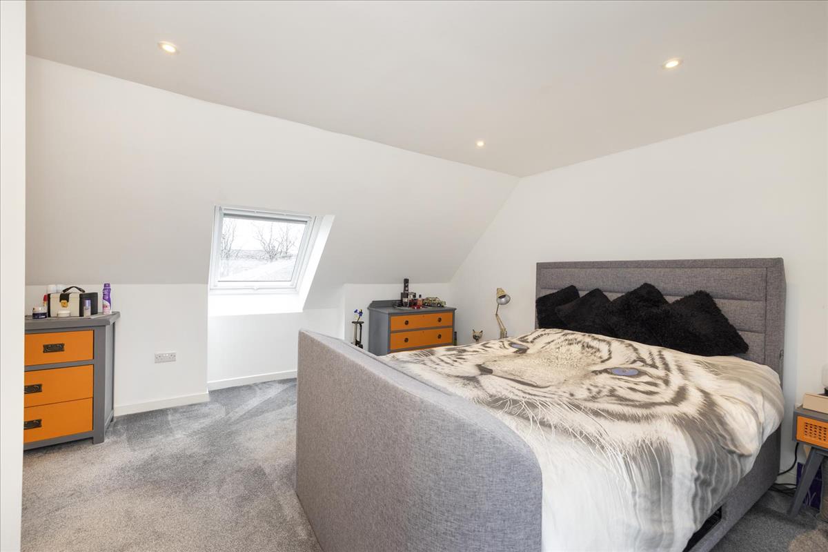 Property Image 0495892c-9ea7-44fe-9914-40439fd04516