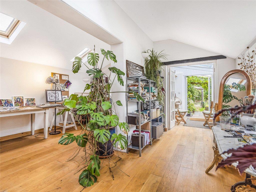 Property Image 049ae359-c275-4179-9fe4-a1322034ac8c