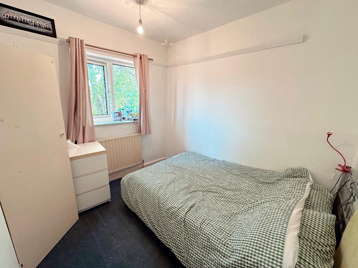 Property Image 04a86781-9561-4ebf-a0de-145c3234db47