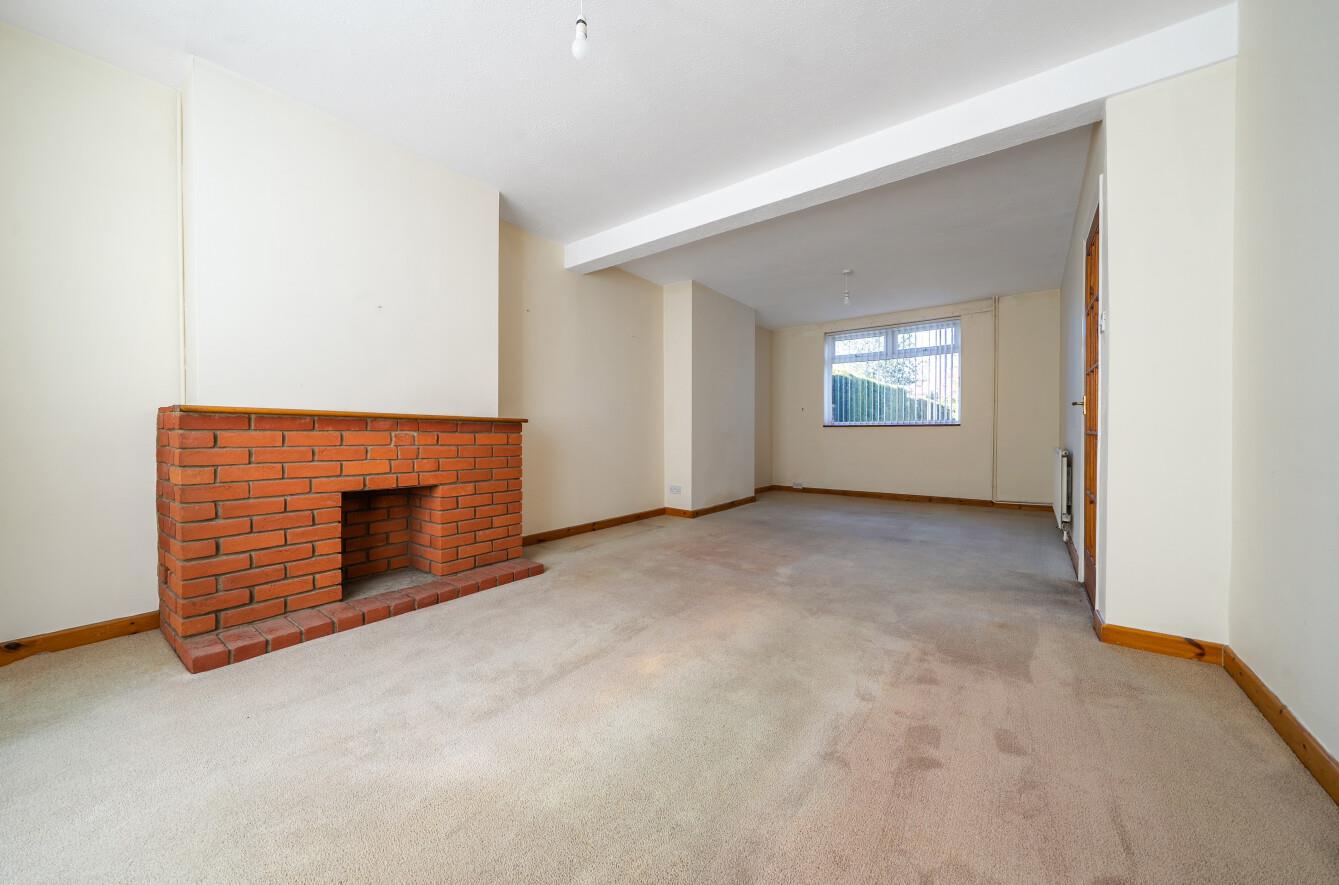 Property Image 04a918e3-0f58-49ca-9c8a-0b5891eb9a63
