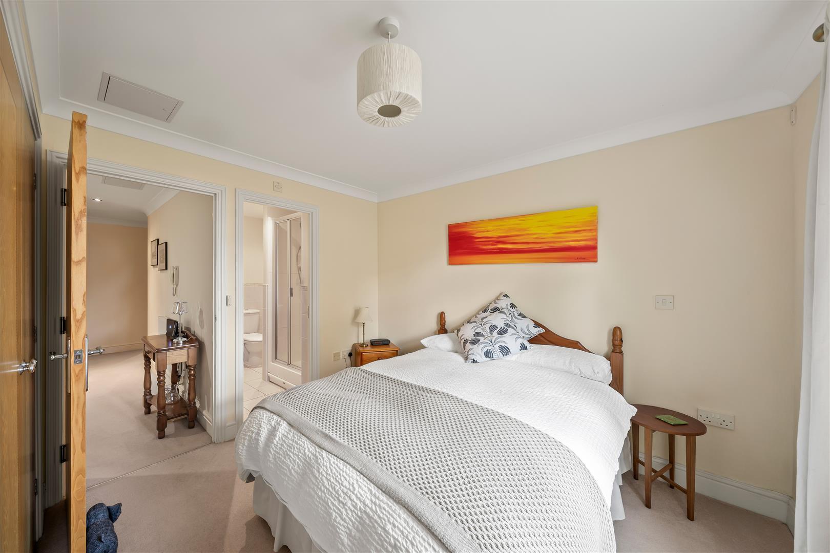 Property Image 04aae49a-7aa8-4feb-a9c0-748a83801ad9