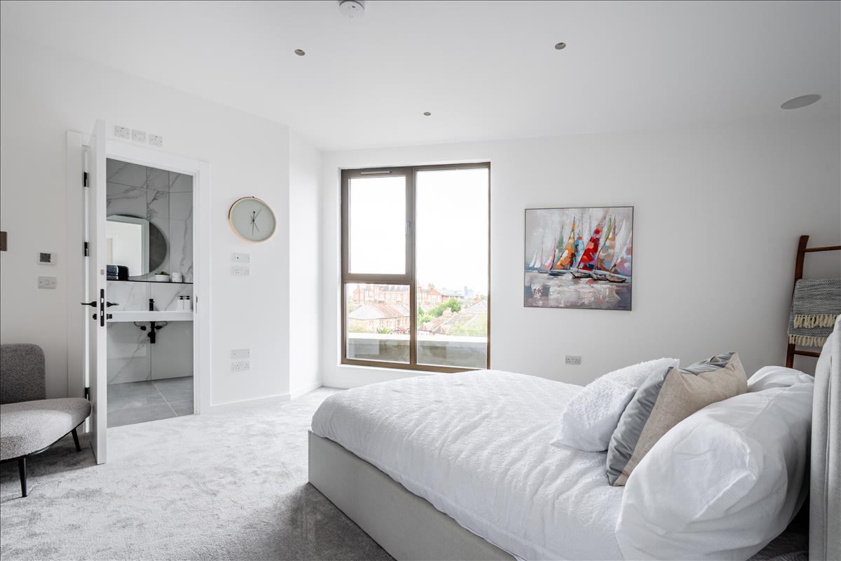 2-bedroom penthouse apartment for sale, Clapton, E5