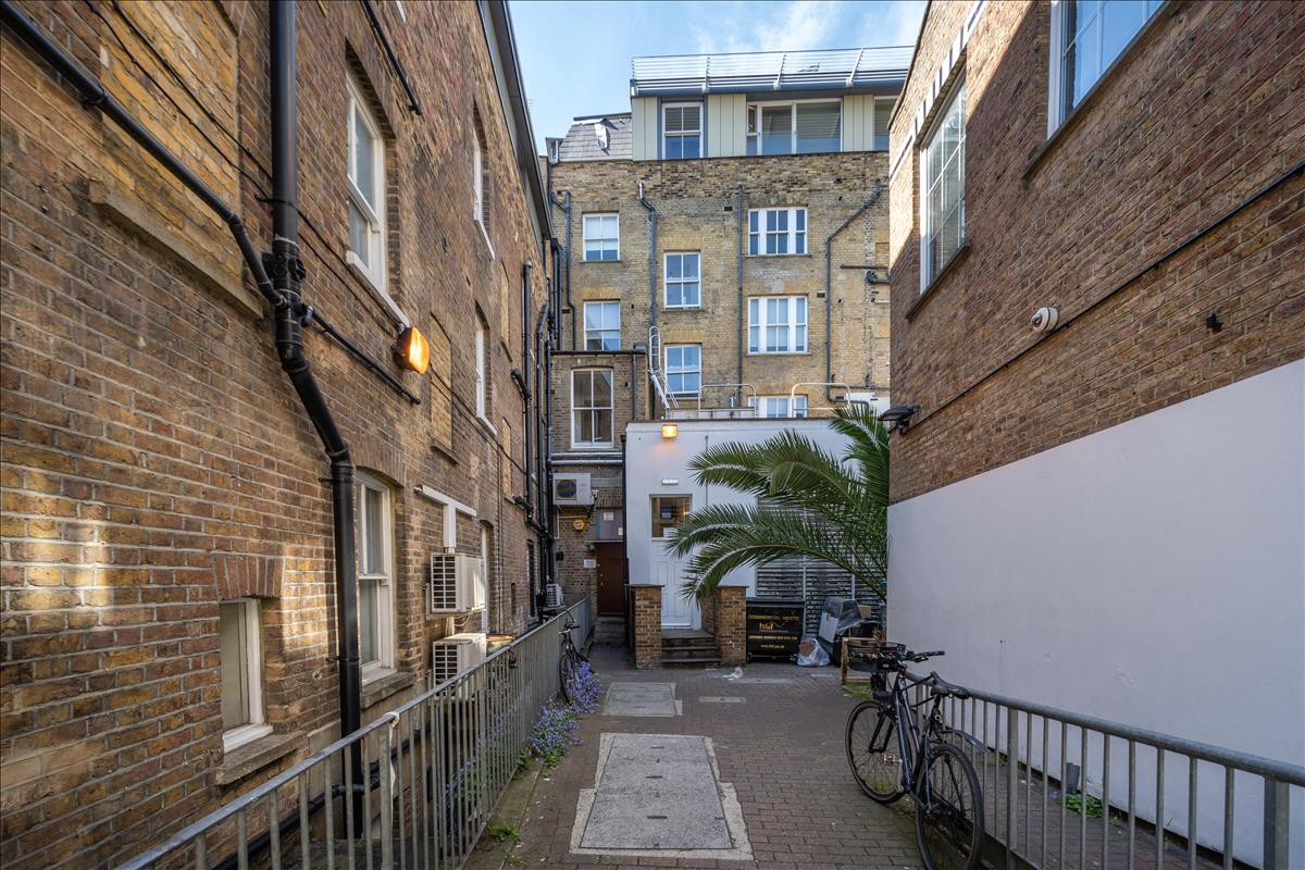 Property Image 04bb38d9-70bb-4721-a05e-a3162a044cf1