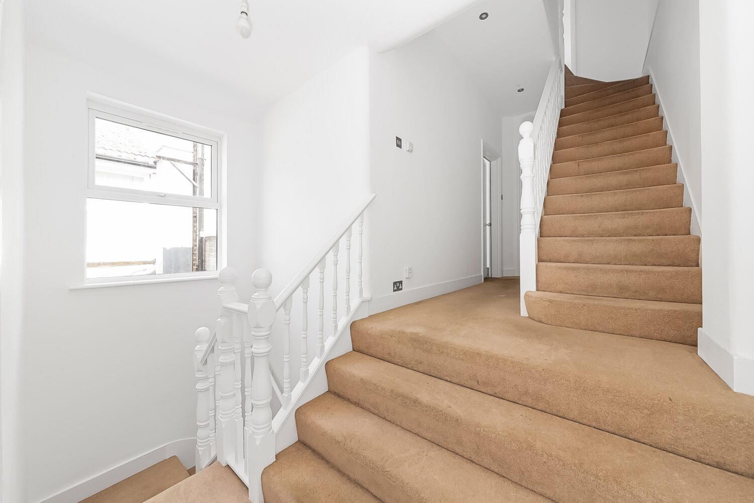 Property Image 04c30bbb-b00d-4649-8d72-b8496023d126