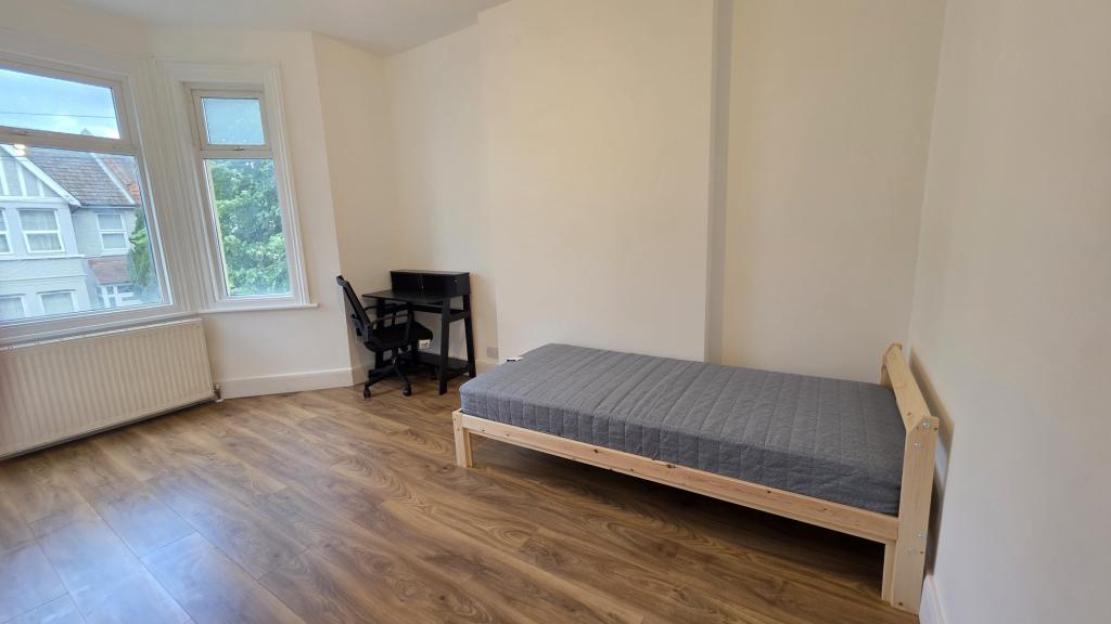 Property Image 04c5d3a0-189e-4847-92d2-fe5dcf599a72