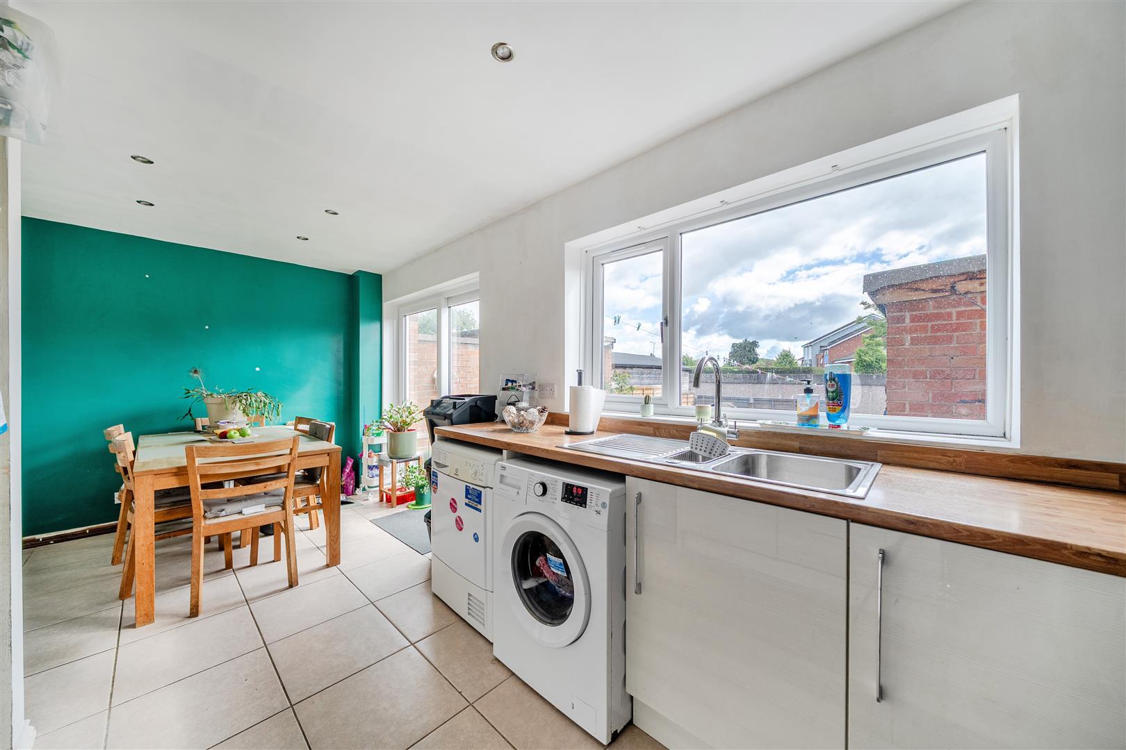 Property Image 04cc14fd-2ec2-43be-b998-79c79b31b71d