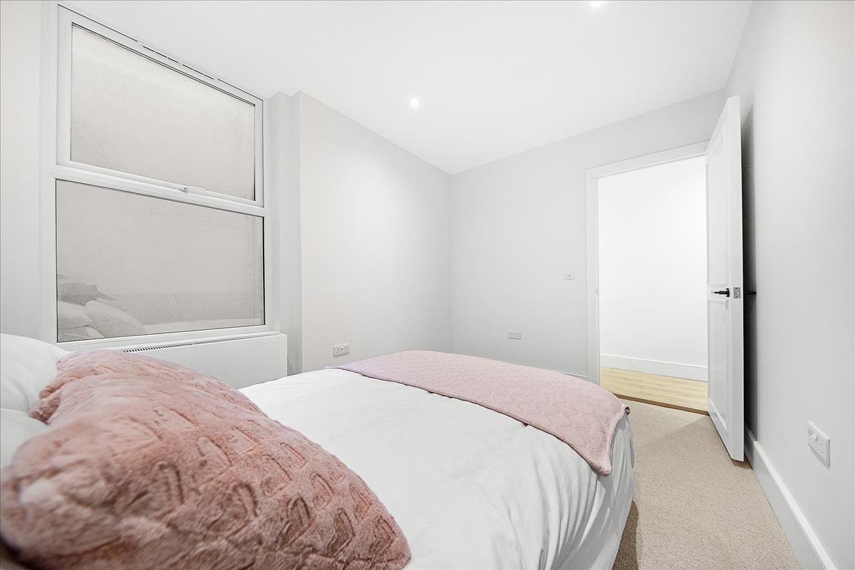 Property Image 04d93990-d1c8-44ae-836f-89f5d74fca8d