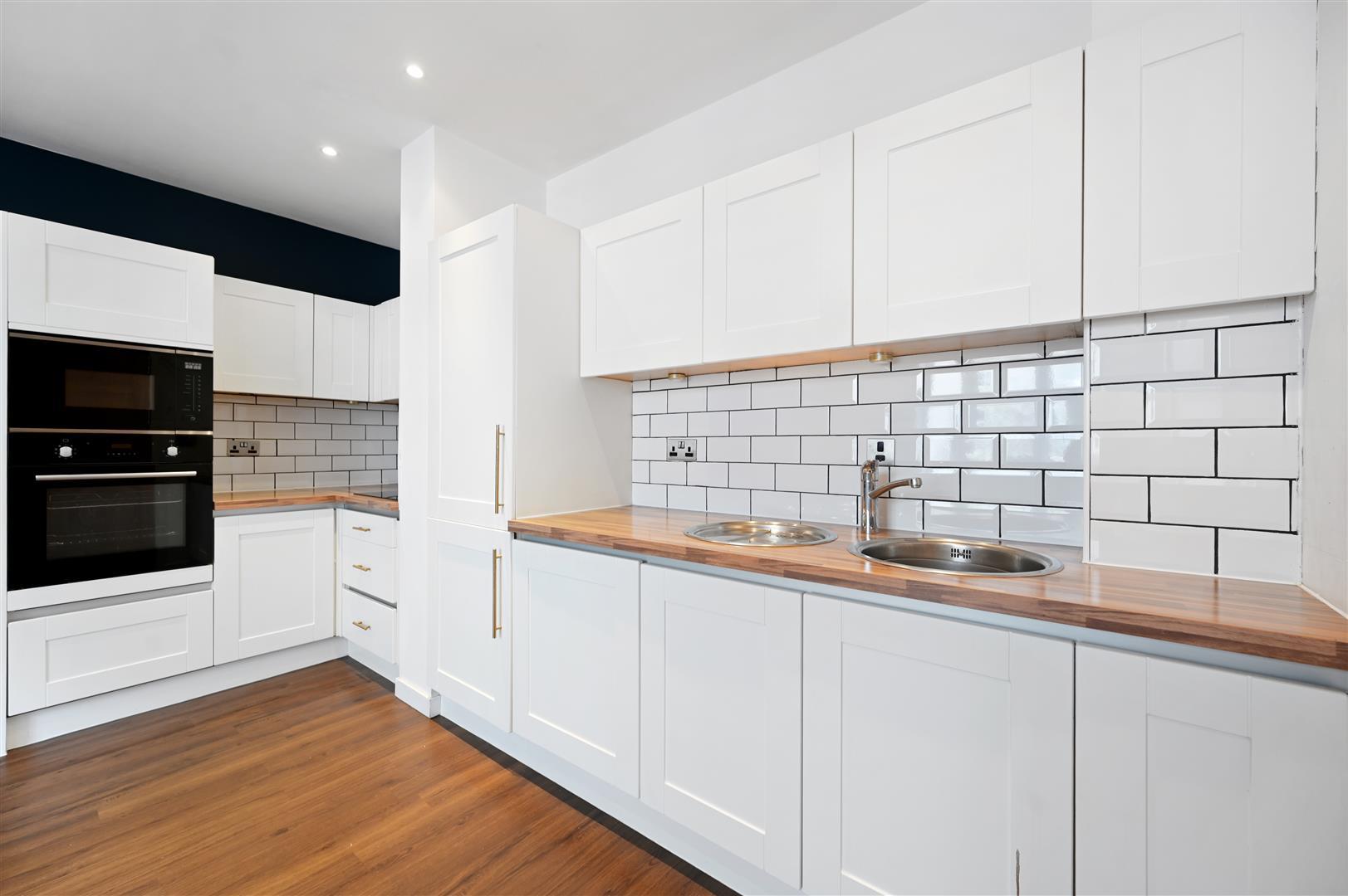 Property Image 04e0911d-a62f-461d-95d9-3aafcb824a5c
